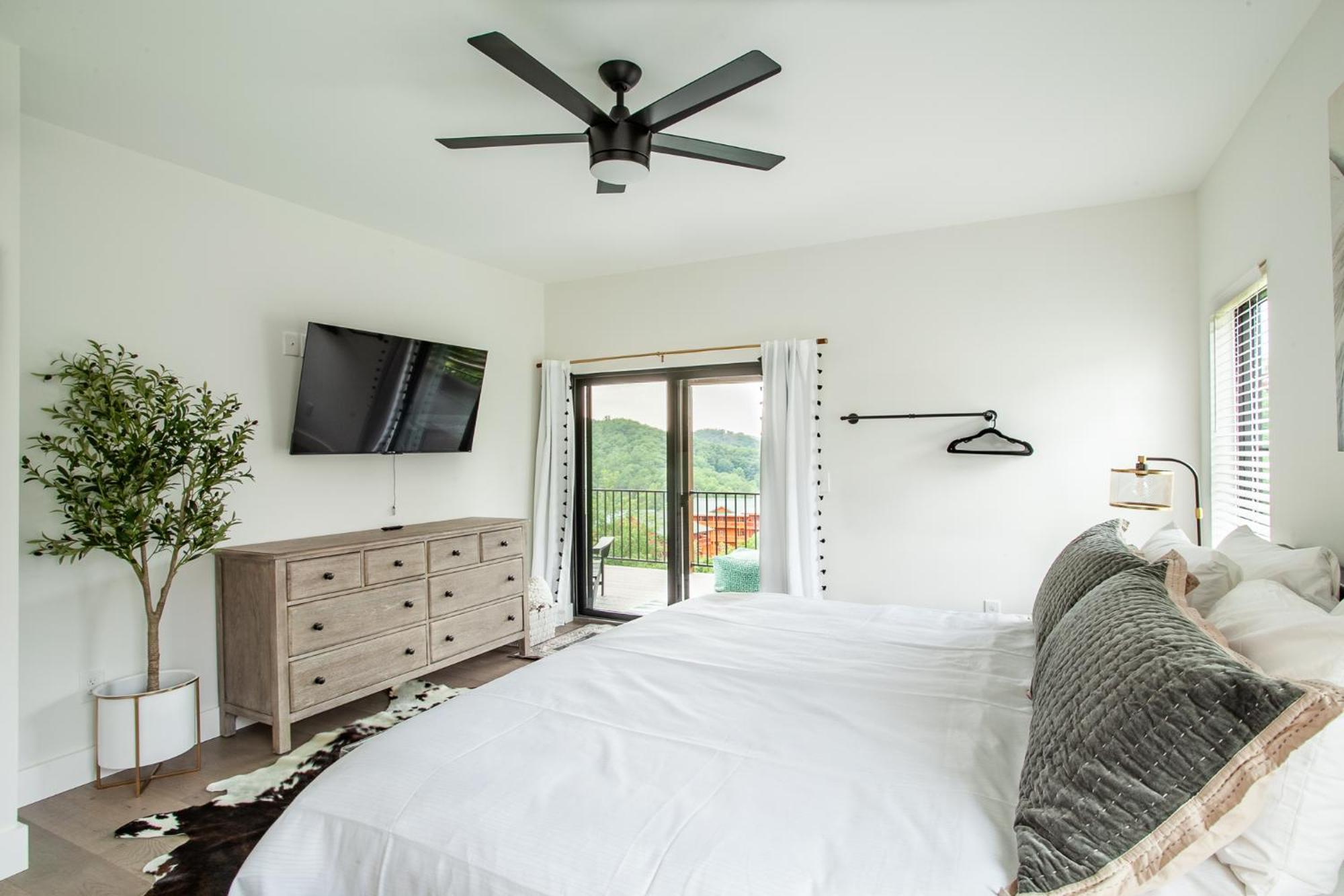 Bearly Haus -Views, Hot Tub, Pool & Xbox! Villa Pigeon Forge Ngoại thất bức ảnh